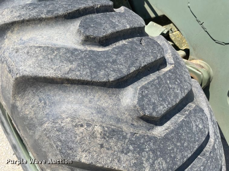 image for item LF9068 1989 Caterpillar 950B  wheel loader
