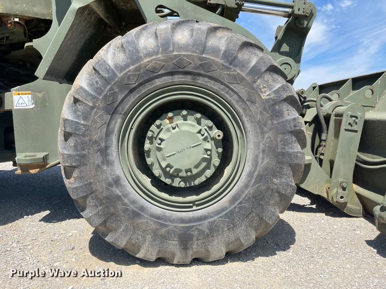 image for item LF9068 1989 Caterpillar 950B  wheel loader