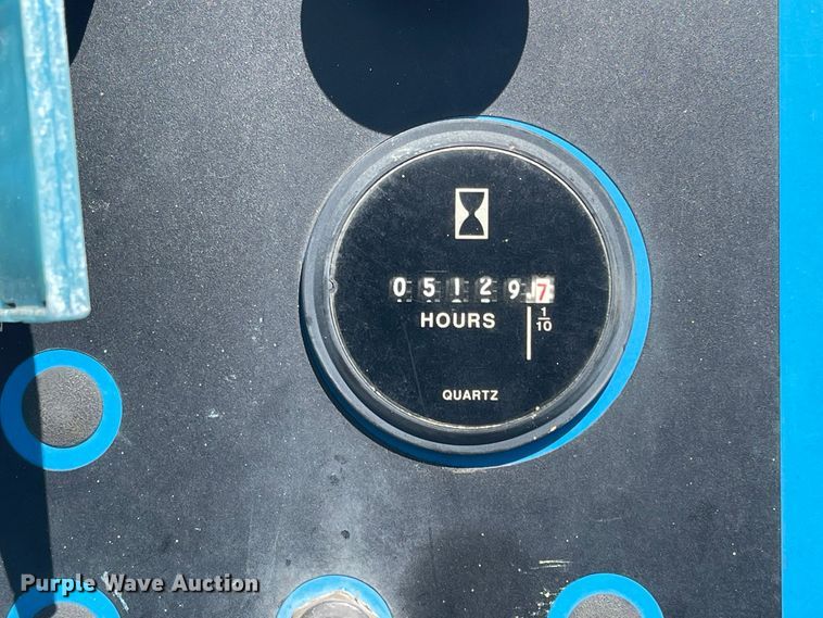 image for item LF9071 2000 Genie S-60  boom lift