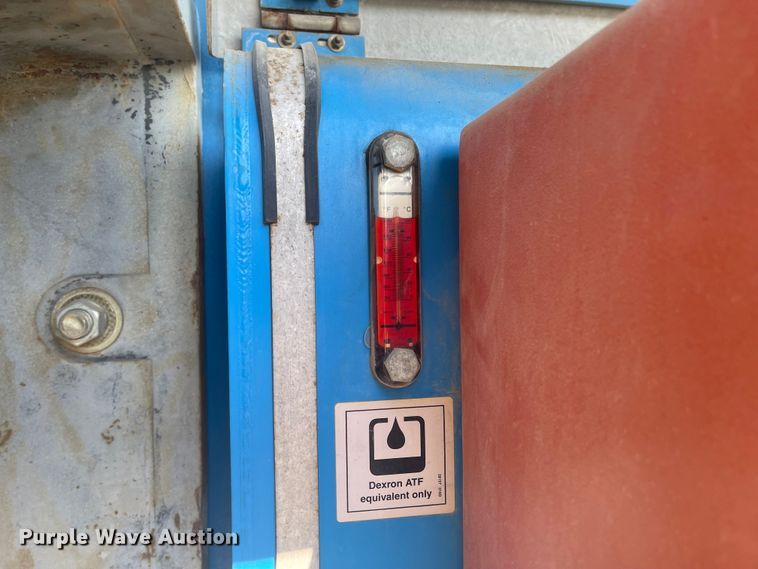 image for item LF9071 2000 Genie S-60  boom lift