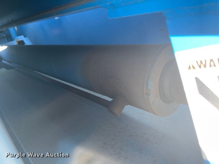 image for item LF9071 2000 Genie S-60  boom lift