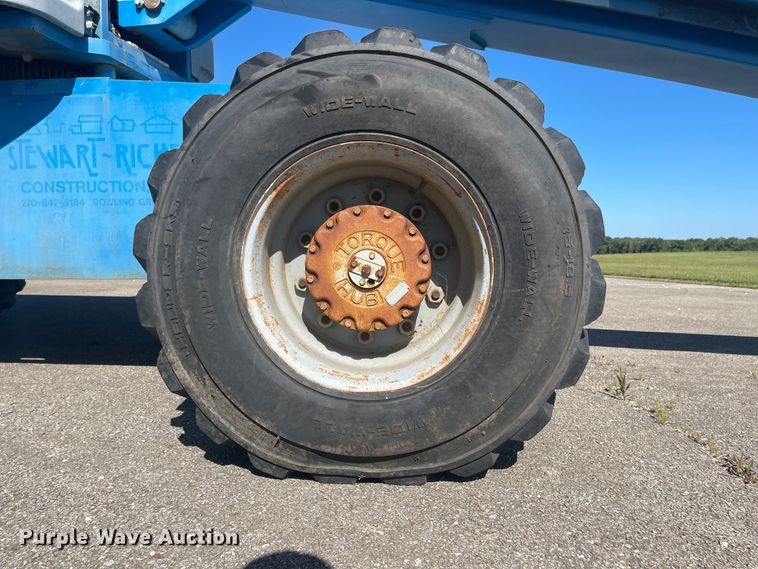 image for item LF9071 2000 Genie S-60  boom lift