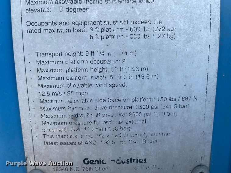 image for item LF9071 2000 Genie S-60  boom lift