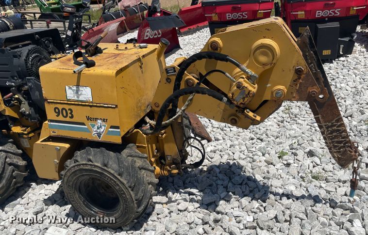 image for item LF9082 1999 Vermeer LM42  trencher