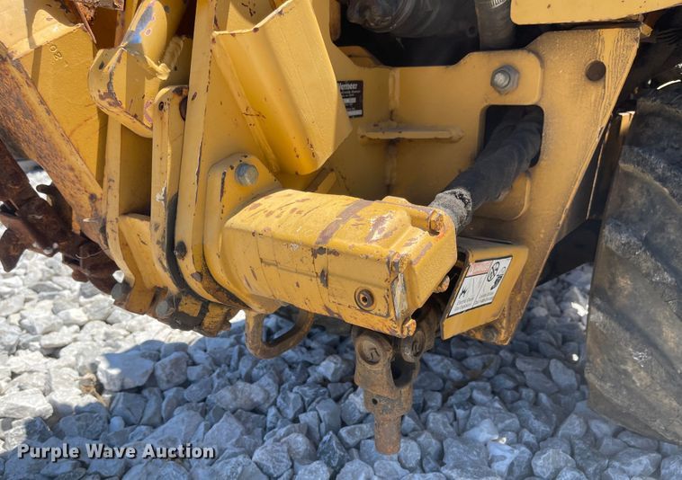 image for item LF9082 1999 Vermeer LM42  trencher