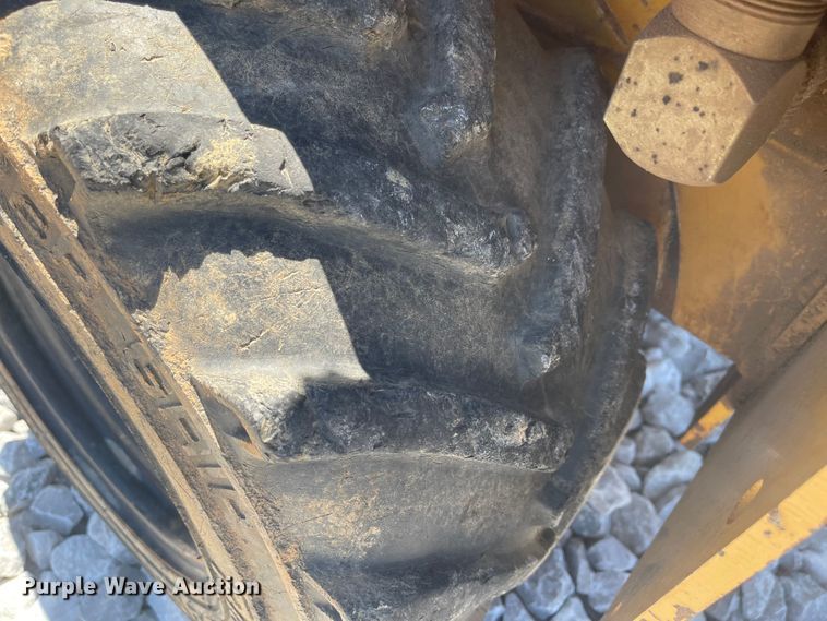 image for item LF9082 1999 Vermeer LM42  trencher