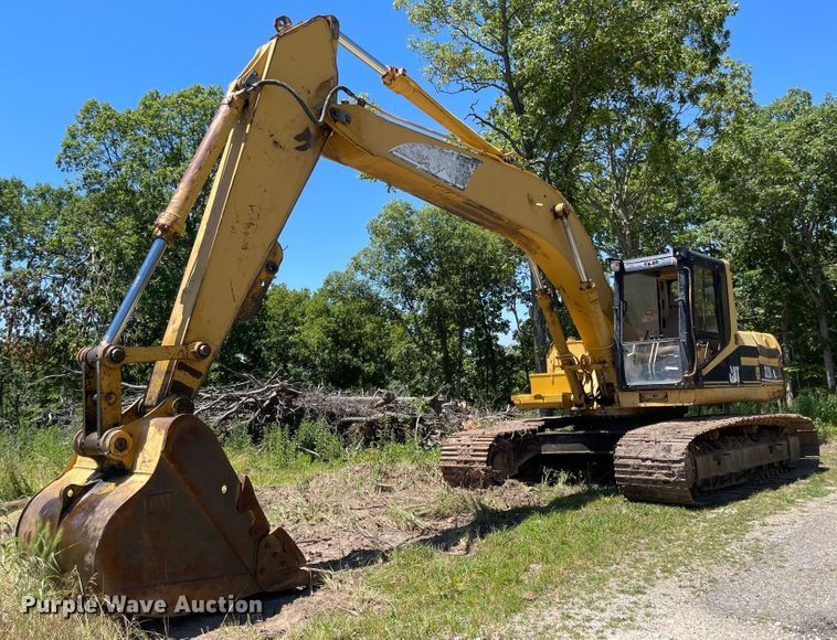 image for item LF9099 1996 Caterpillar 322BL  excavator