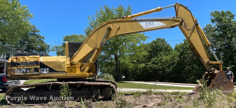 image for item LF9099 1996 Caterpillar 322BL  excavator
