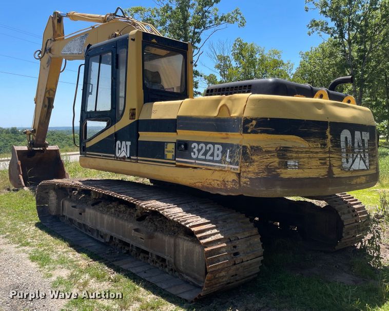 image for item LF9099 1996 Caterpillar 322BL  excavator