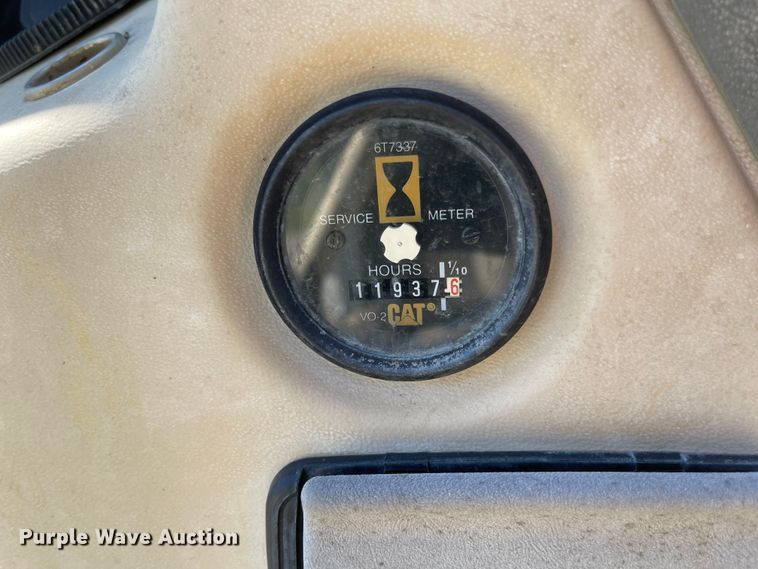 image for item LF9099 1996 Caterpillar 322BL  excavator