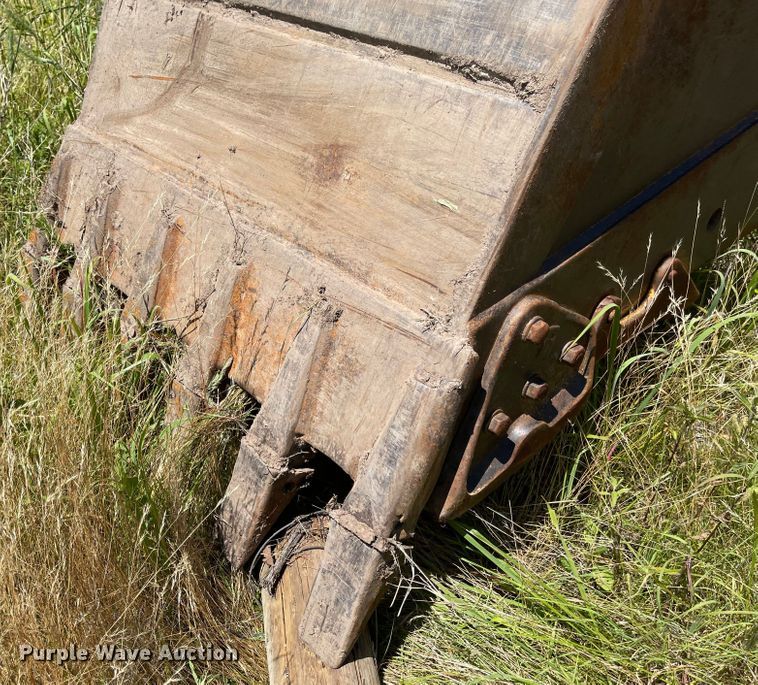 image for item LF9099 1996 Caterpillar 322BL  excavator