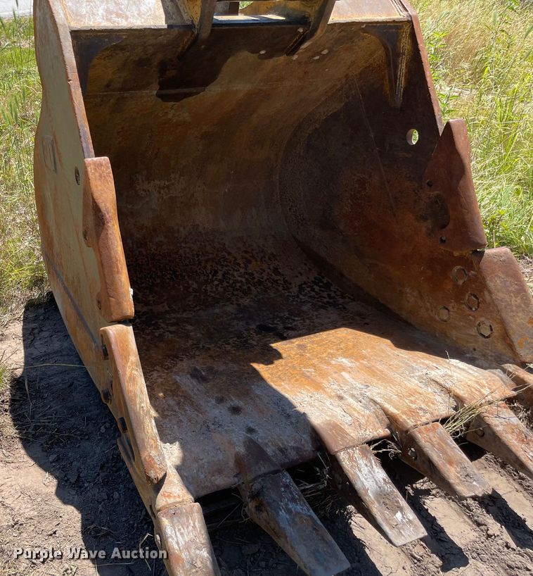 image for item LF9099 1996 Caterpillar 322BL  excavator