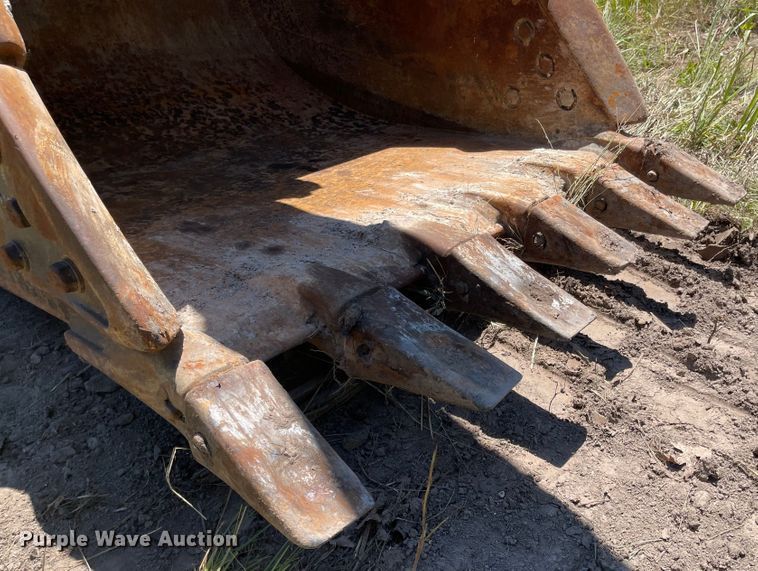 image for item LF9099 1996 Caterpillar 322BL  excavator