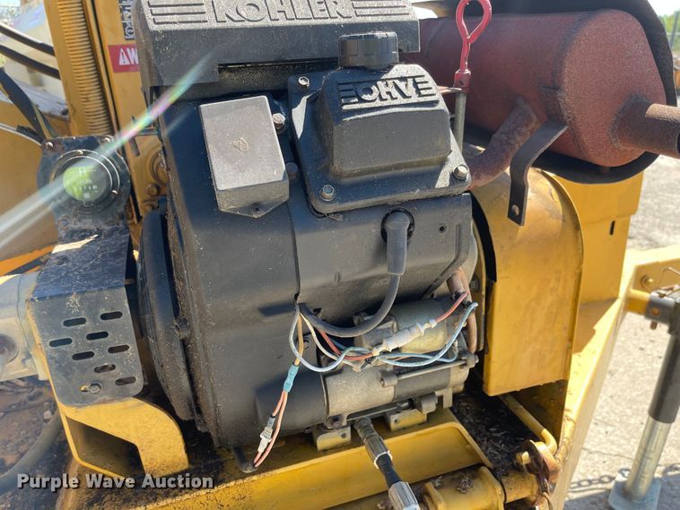 image for item LF9104 1997 Vermeer BC625  wood chipper