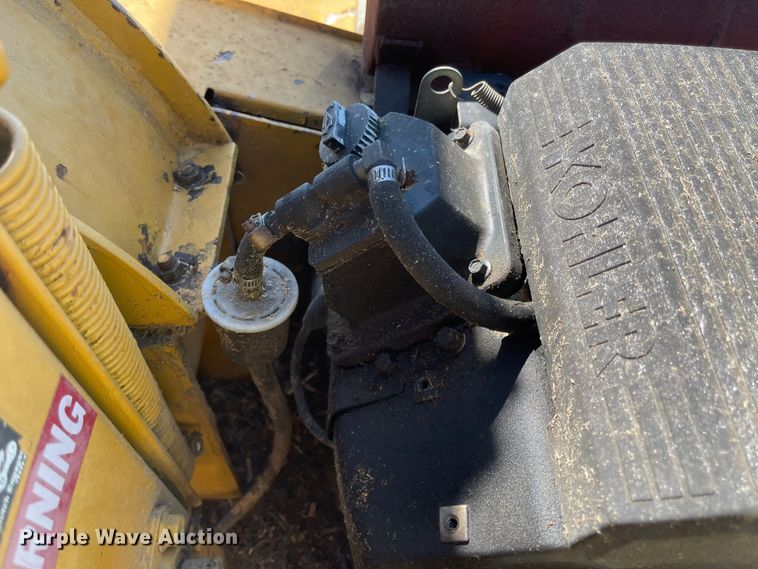 image for item LF9104 1997 Vermeer BC625  wood chipper