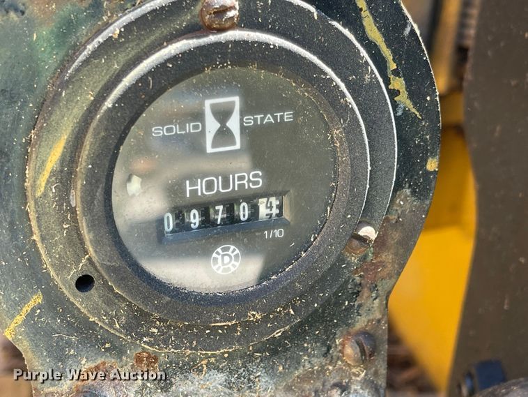 image for item LF9104 1997 Vermeer BC625  wood chipper