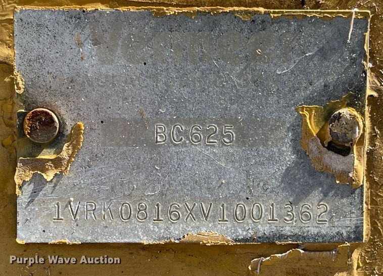 image for item LF9104 1997 Vermeer BC625  wood chipper