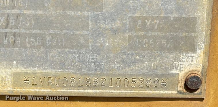 image for item LF9105 2002 Vermeer BC625A  wood chipper