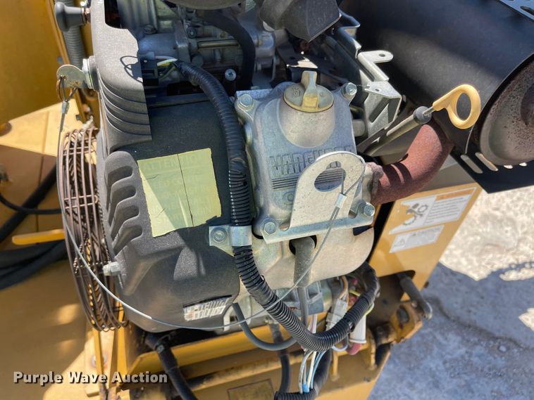 image for item LF9106 2005 Rayco RC5D-V  wood chipper