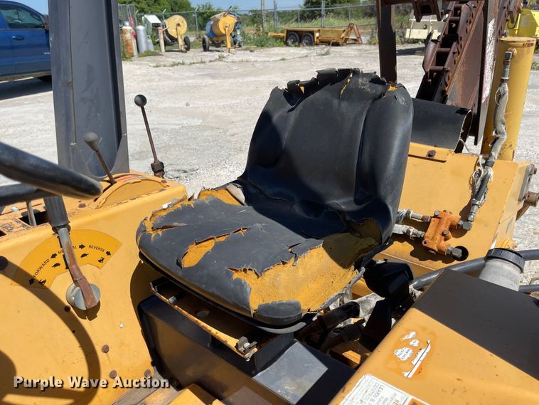 image for item LF9109 1996 Case 560  trencher