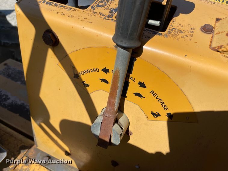 image for item LF9109 1996 Case 560  trencher