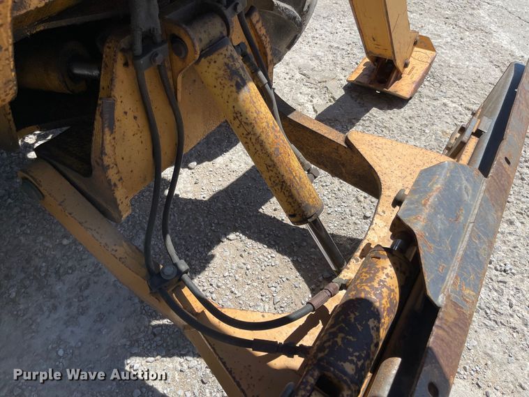 image for item LF9109 1996 Case 560  trencher