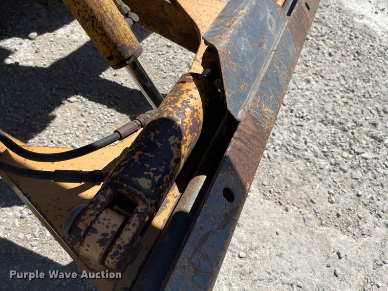 image for item LF9109 1996 Case 560  trencher