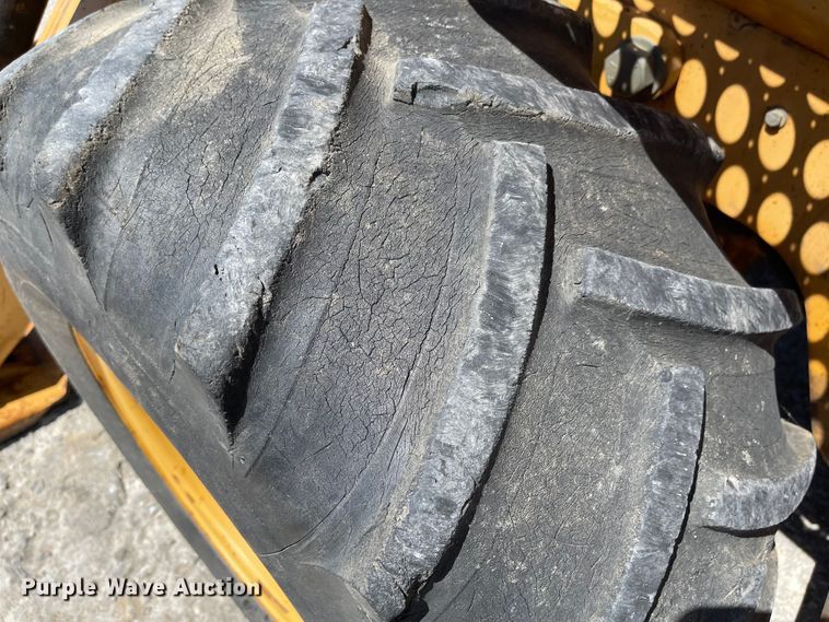 image for item LF9109 1996 Case 560  trencher