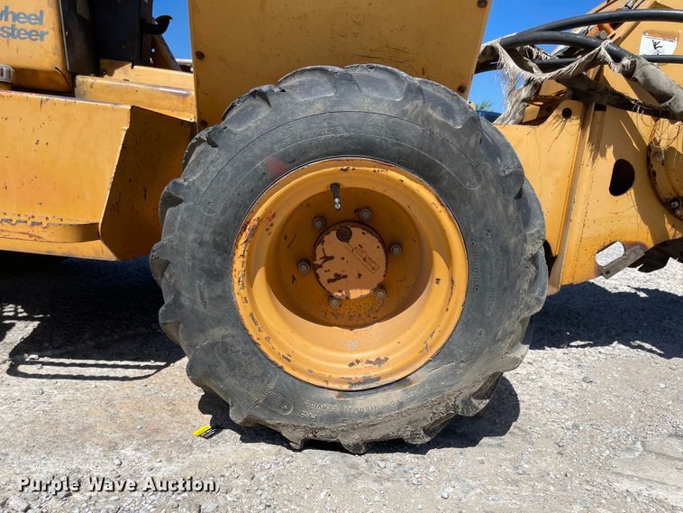 image for item LF9109 1996 Case 560  trencher