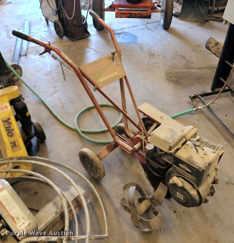 image for item LF9119 (3) tillers