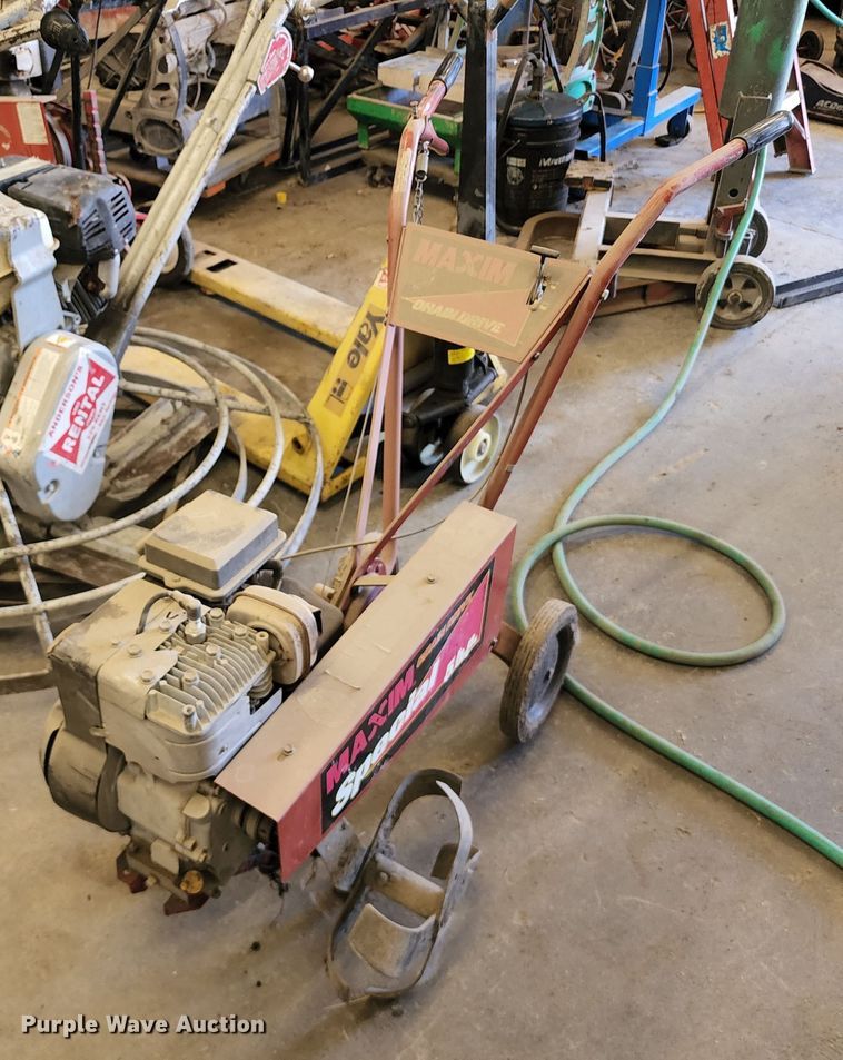 image for item LF9119 (3) tillers