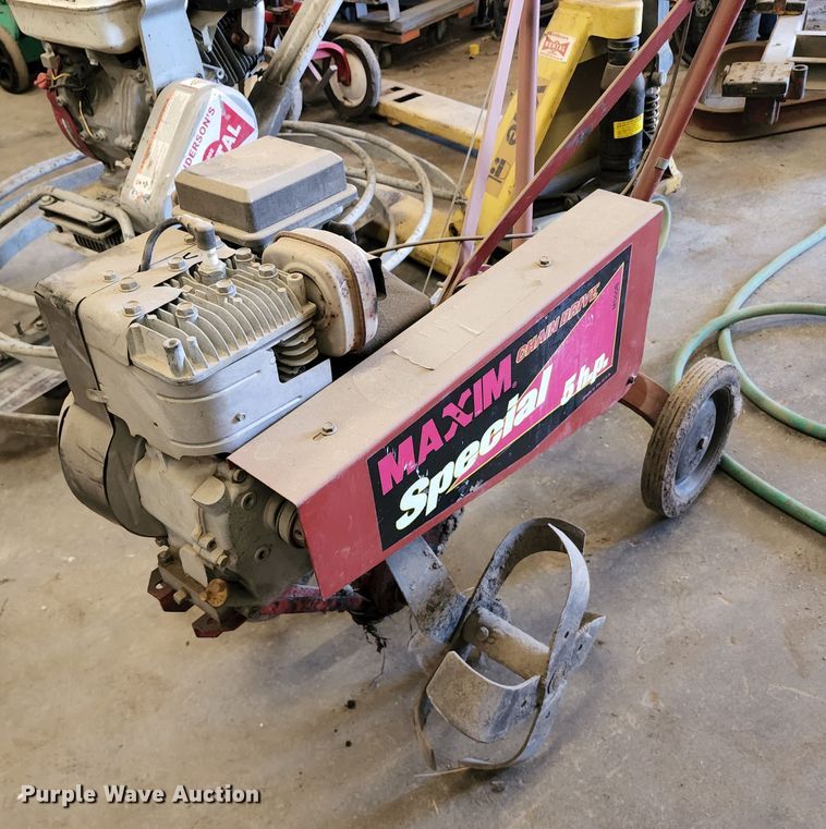 image for item LF9119 (3) tillers