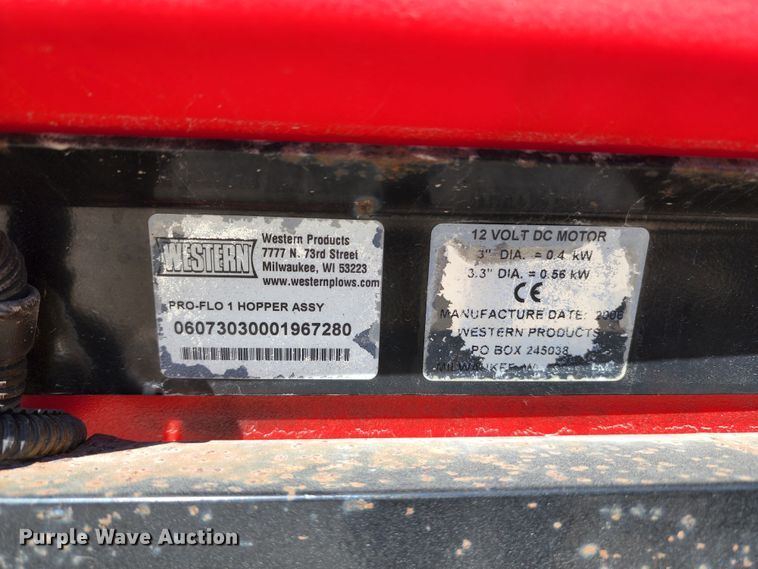 image for item LF9122 Western Pro-Flo  spreader