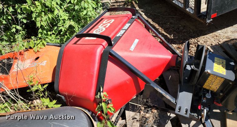 image for item LF9124 Boss TGS 1100  spreader