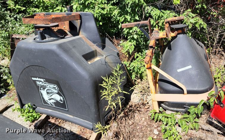 image for item LF9125 (2) spreaders