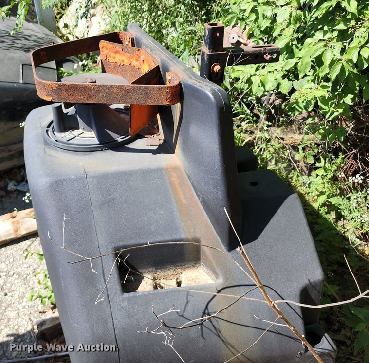 image for item LF9125 (2) spreaders