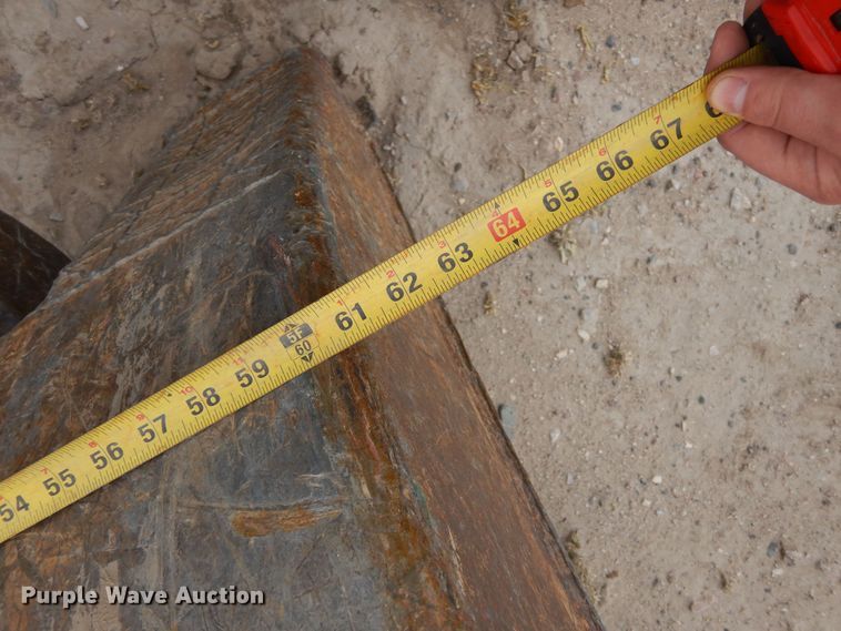 image for item LT9844 CP  60"W excavator grapple