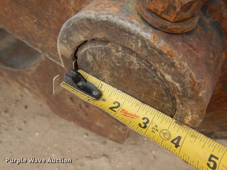 image for item LT9844 CP  60"W excavator grapple