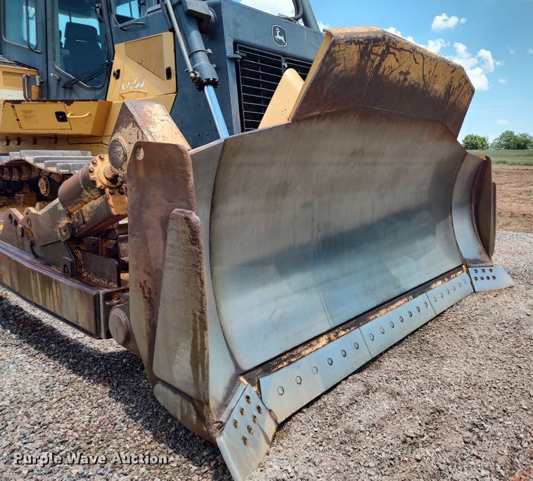 image for item LU9090 2009 John Deere 1050J  dozer