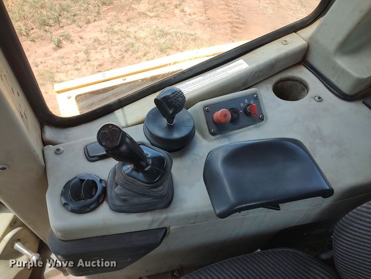 image for item LU9090 2009 John Deere 1050J  dozer