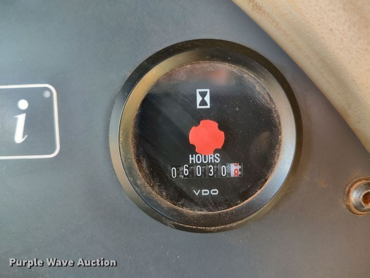 image for item LU9090 2009 John Deere 1050J  dozer