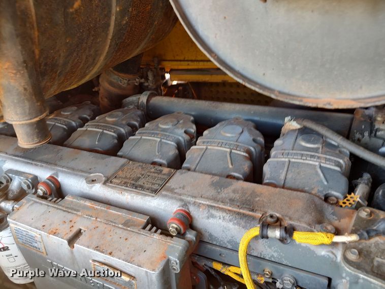 image for item LU9090 2009 John Deere 1050J  dozer