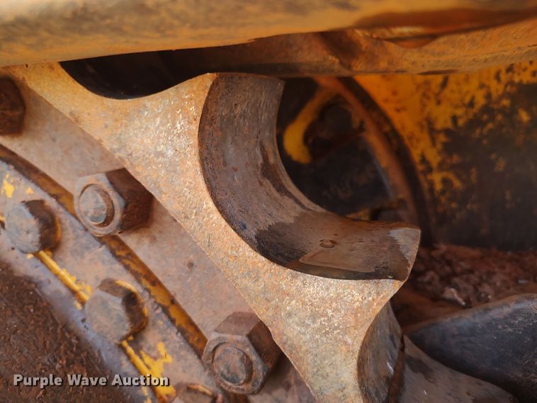 image for item LU9090 2009 John Deere 1050J  dozer