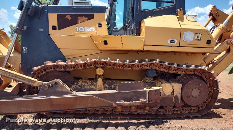 image for item LU9090 2009 John Deere 1050J  dozer