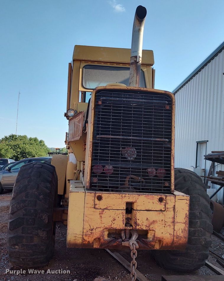 image for item LU9104 1980 John Deere 644B  wheel loader