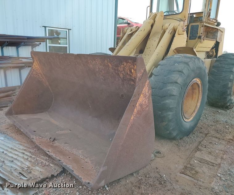 image for item LU9104 1980 John Deere 644B  wheel loader