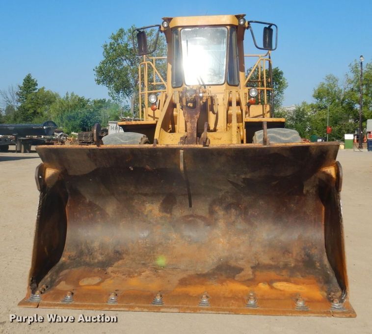 image for item MF9648 1987 Caterpillar 966E  wheel loader