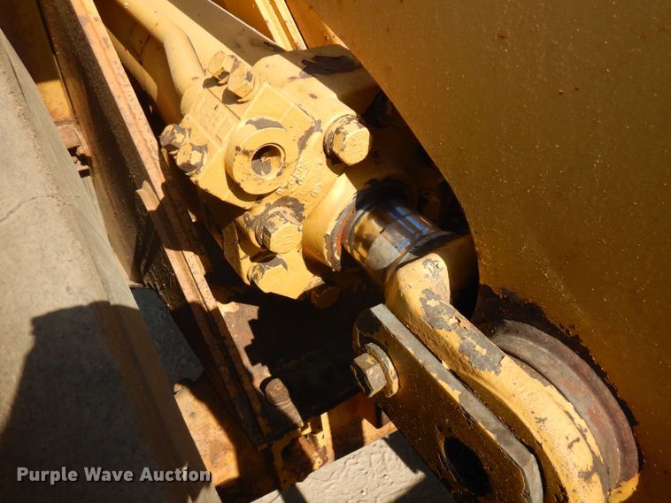 image for item MF9648 1987 Caterpillar 966E  wheel loader