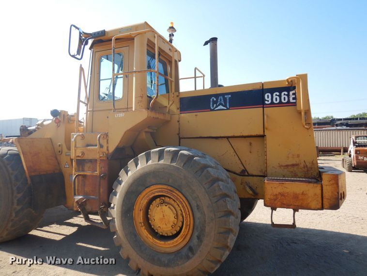 image for item MF9648 1987 Caterpillar 966E  wheel loader
