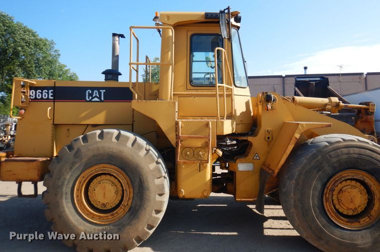 image for item MF9648 1987 Caterpillar 966E  wheel loader